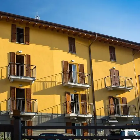 Penthouse Federico With Lake View - Residenza Silvana Verbania Buitenkant foto