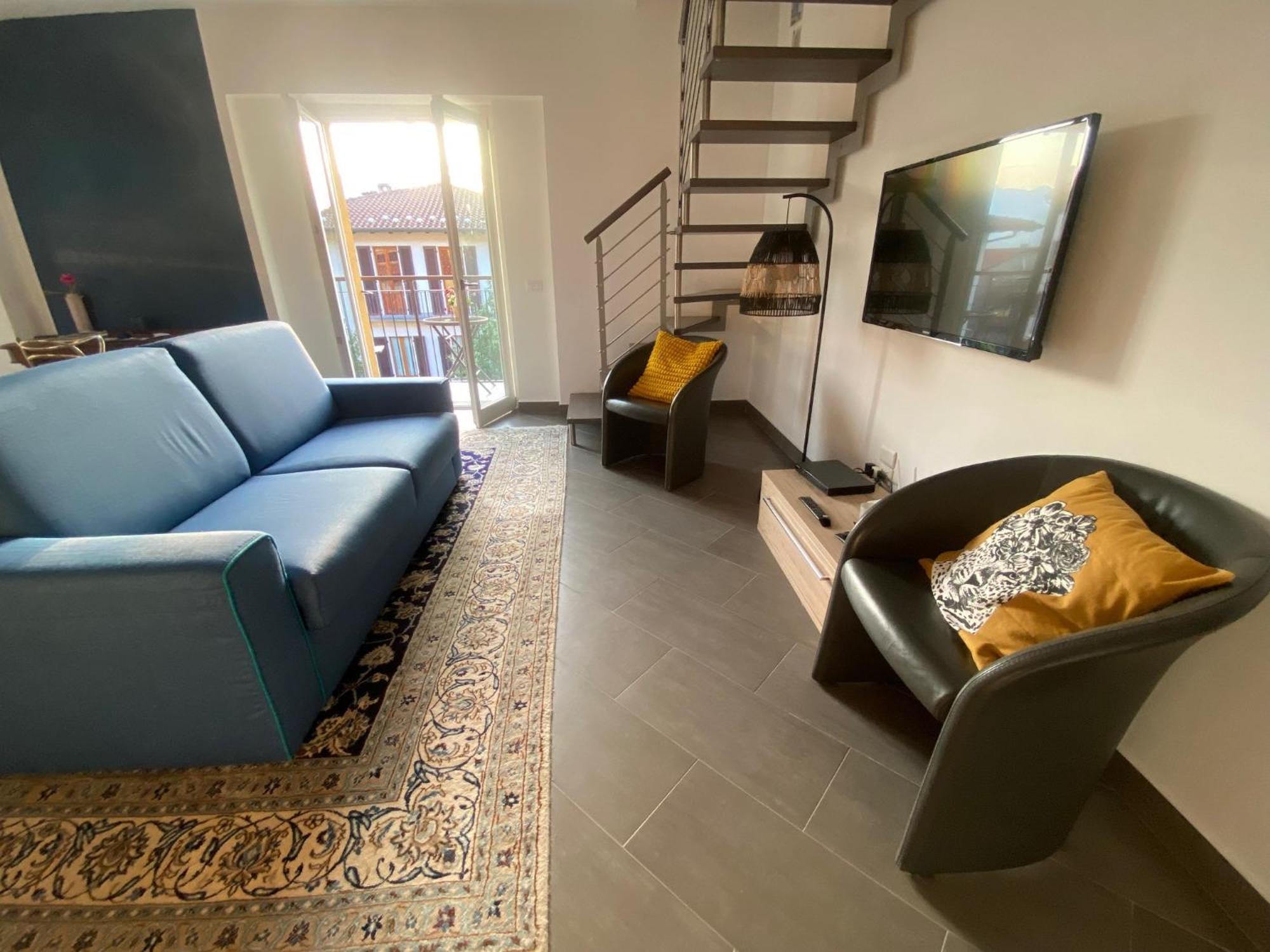 Penthouse Federico With View - Residenza Silvana Apartment *