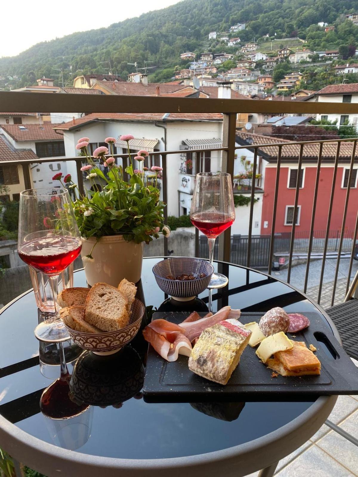 Penthouse Federico With View - Residenza Silvana *